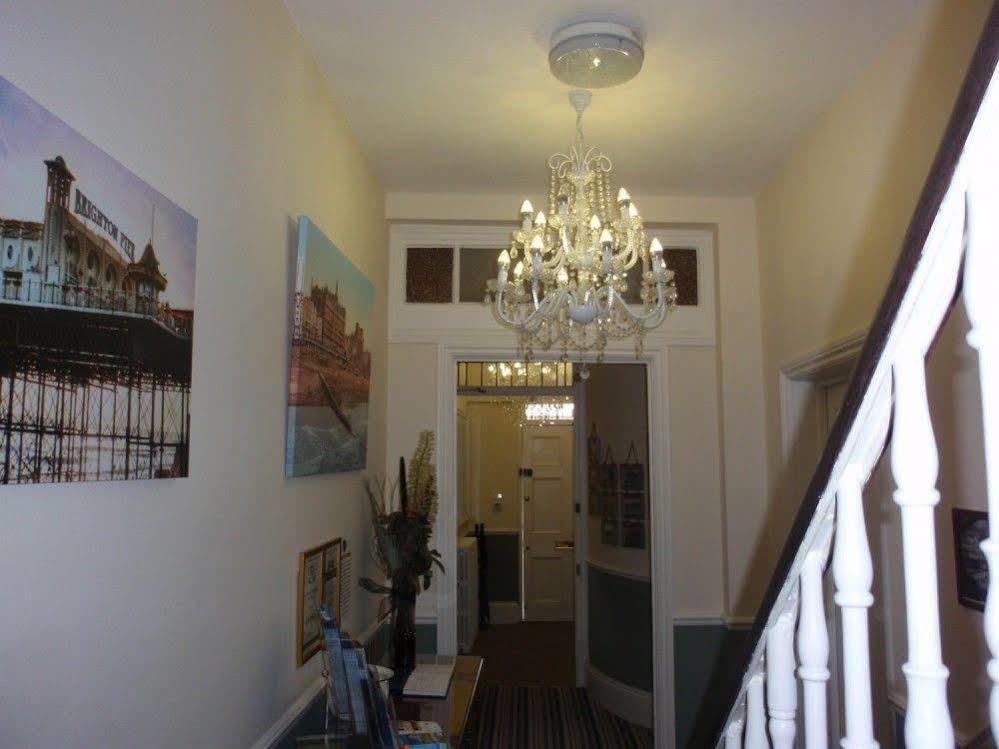 The Moreland Brighton Bagian luar foto